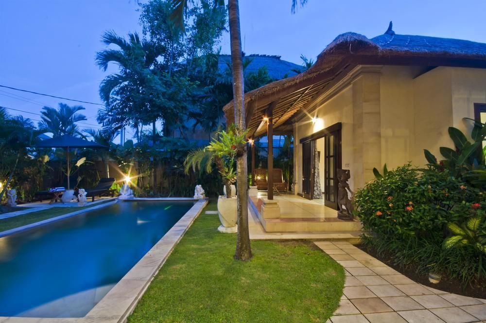 Villa Krisna スミニャック エクステリア 写真