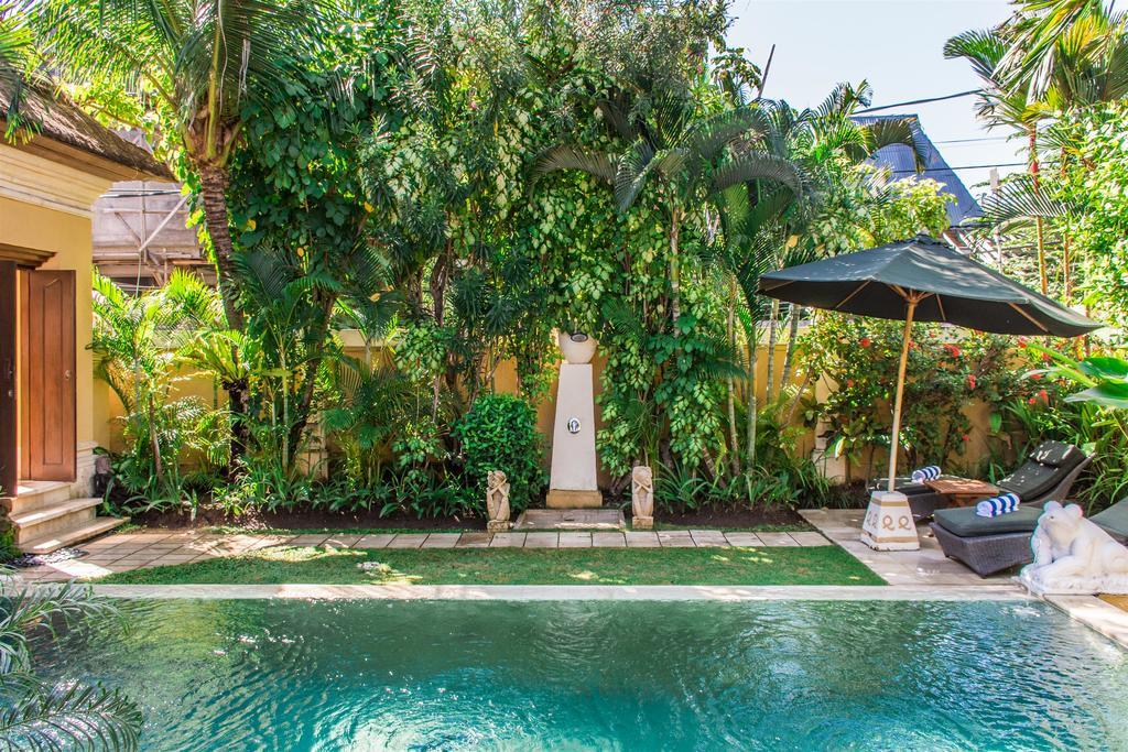 Villa Krisna スミニャック エクステリア 写真