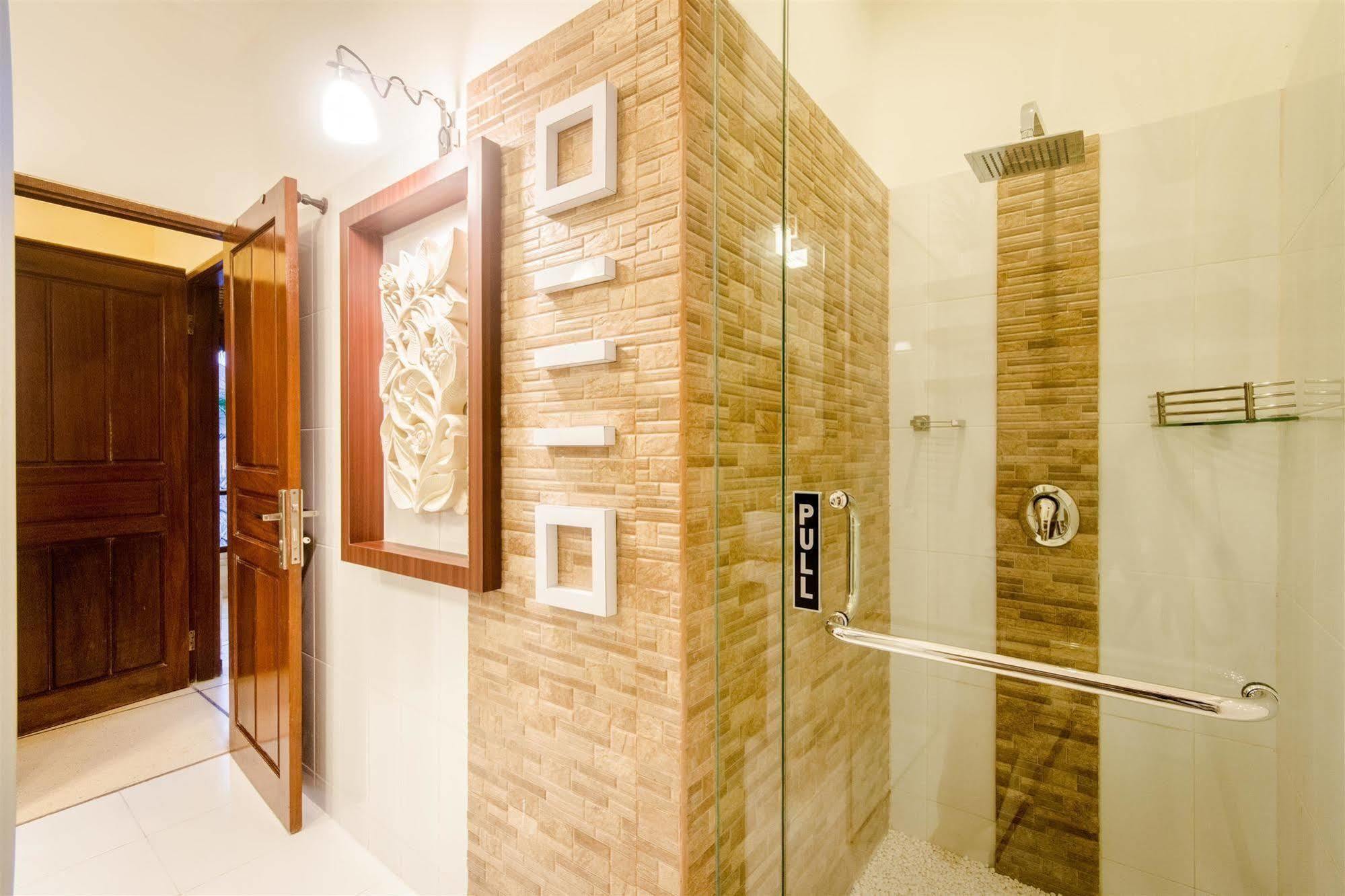 Villa Krisna スミニャック エクステリア 写真