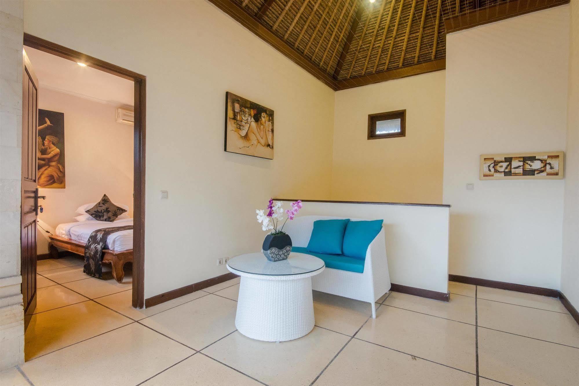 Villa Krisna スミニャック エクステリア 写真