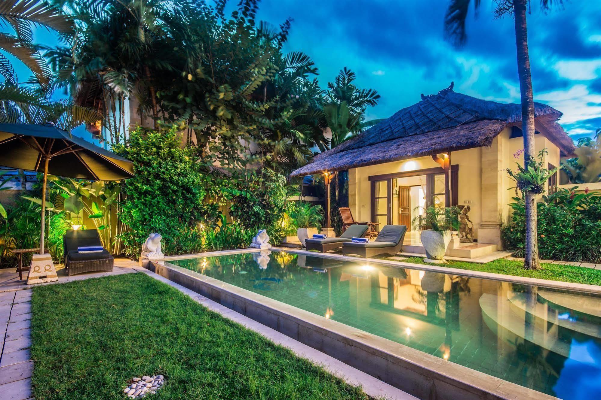 Villa Krisna スミニャック エクステリア 写真